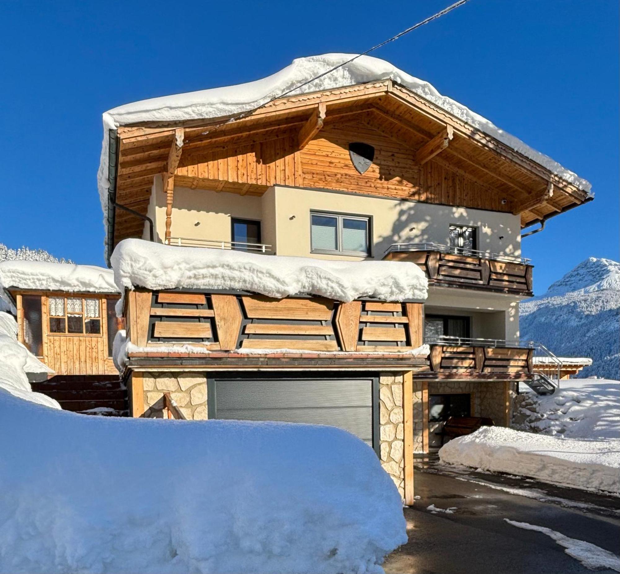 Ferienwohnungen Lodge-B Weissenbach am Lech Exterior foto